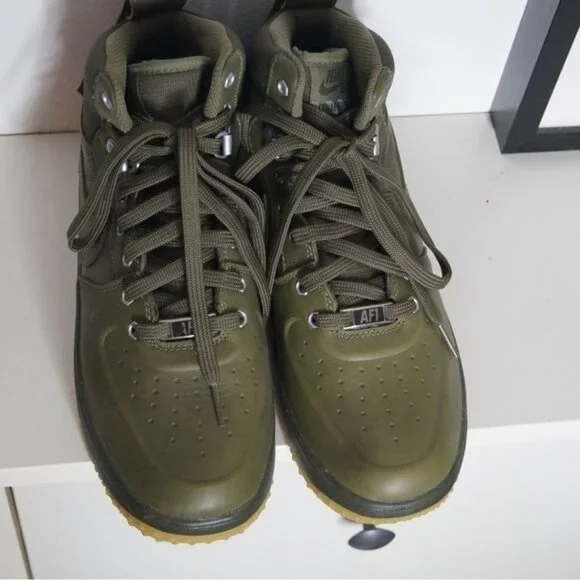 Nike Air Force 1 Lunar Duckboot/ Sneakerboot Olive Youth Boys 7Y - Picture 4 of 11